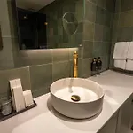 The Vincent Boutique Hotel, Bw Premier Collection 4*
