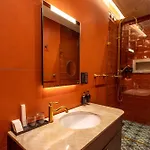 호텔 The Vincent Boutique Hotel, Bw Premier Collection