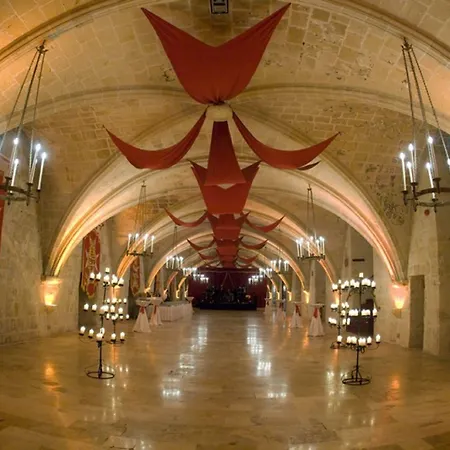 The Vincent Boutique Hotel, Bw Premier Collection מלון