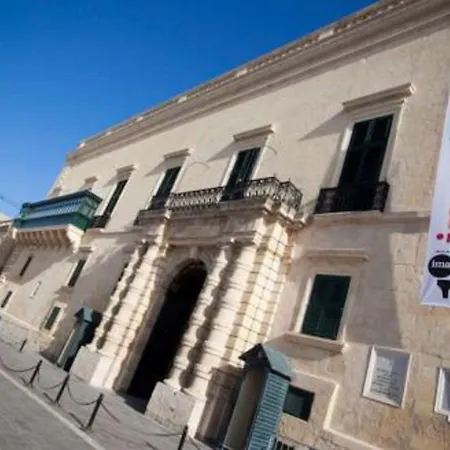 The Vincent Boutique Hotel, Bw Premier Collection מלון