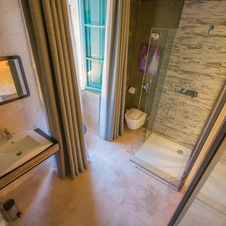 The Vincent Boutique Hotel, Bw Premier Collection מלון 4*