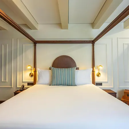 The Vincent Boutique Hotel, Bw Premier Collection Hotel 4*