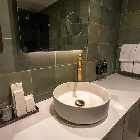 The Vincent Boutique Hotel, Bw Premier Collection 4*